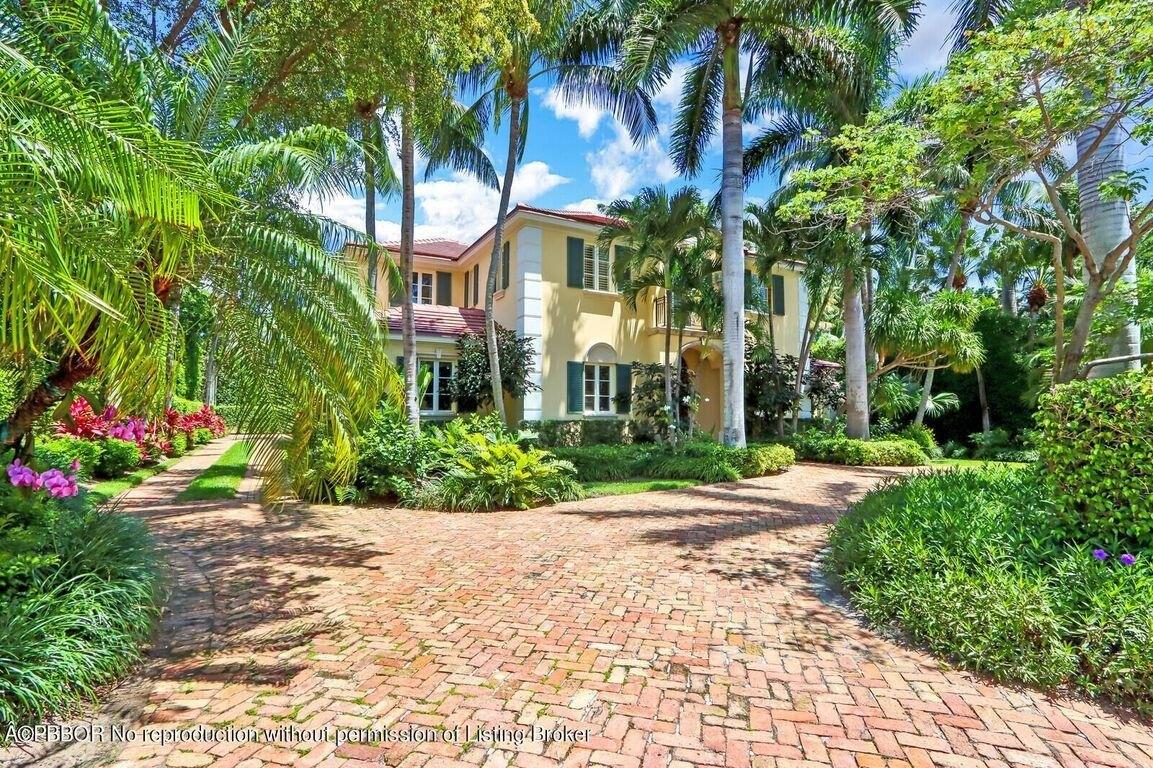 Coral Ln, Palm Beach, FL 33480