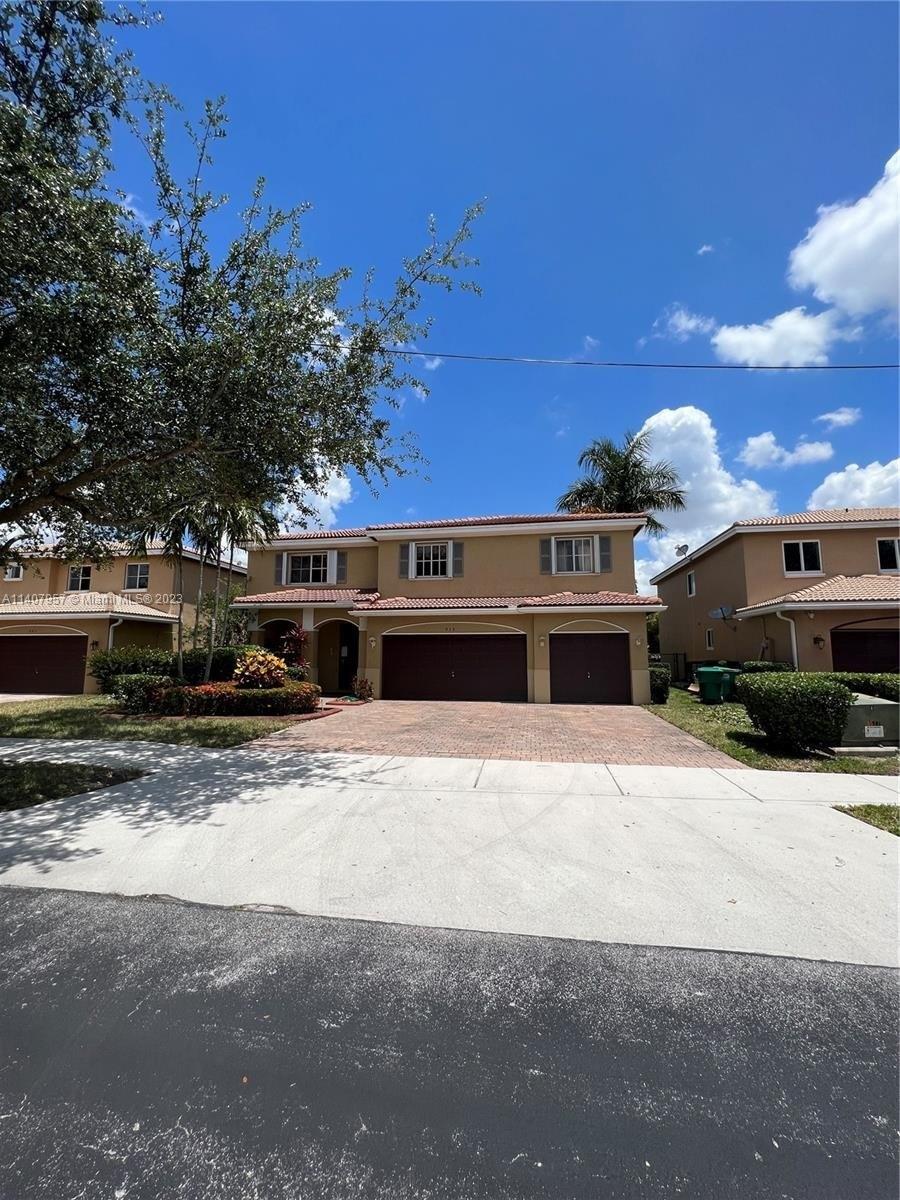 Nw 206th St, Miami, FL 33169