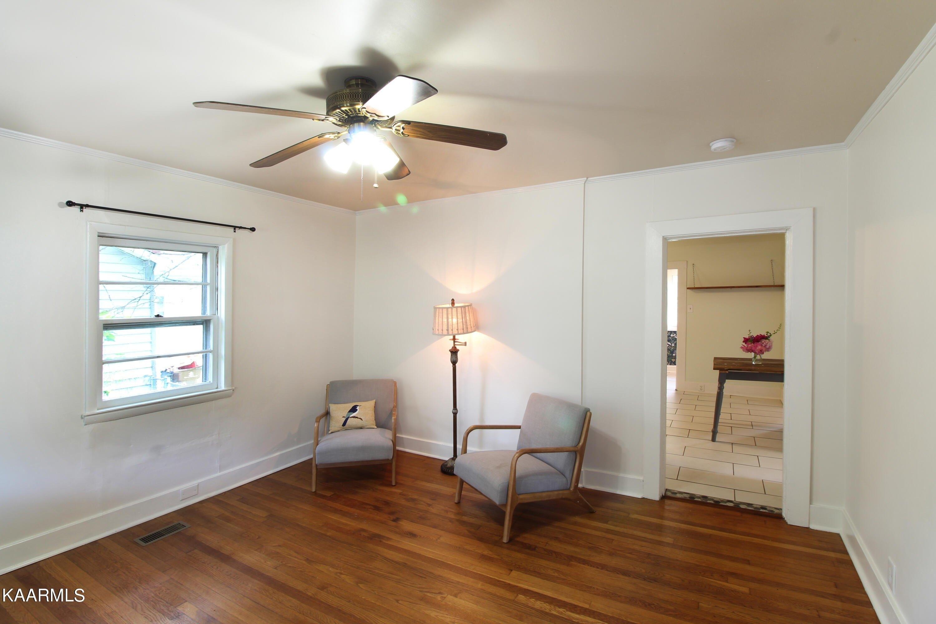 E Quincy Ave, Knoxville, TN 37917
