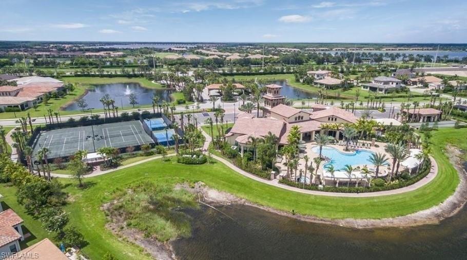 Woodhurst Dr, Naples, FL 34120