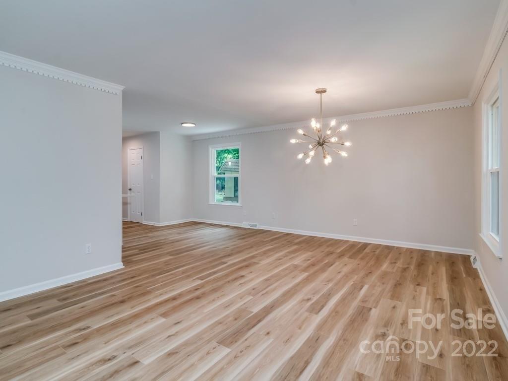 Blue Heron Dr, Charlotte, NC 28226