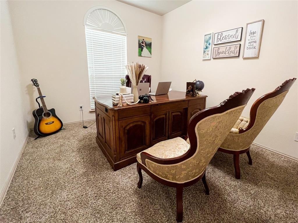 Cresthaven Dr, Mckinney, TX 75071