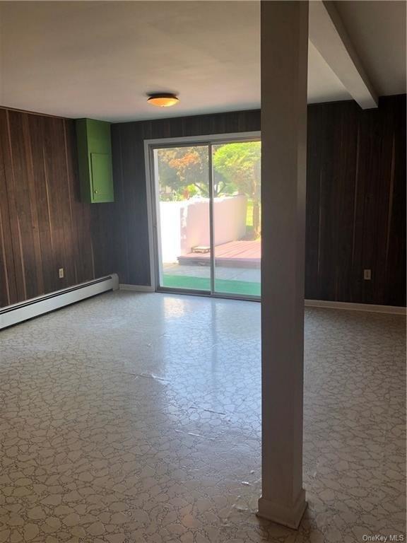 Oxford Rd, New Windsor, NY 12553