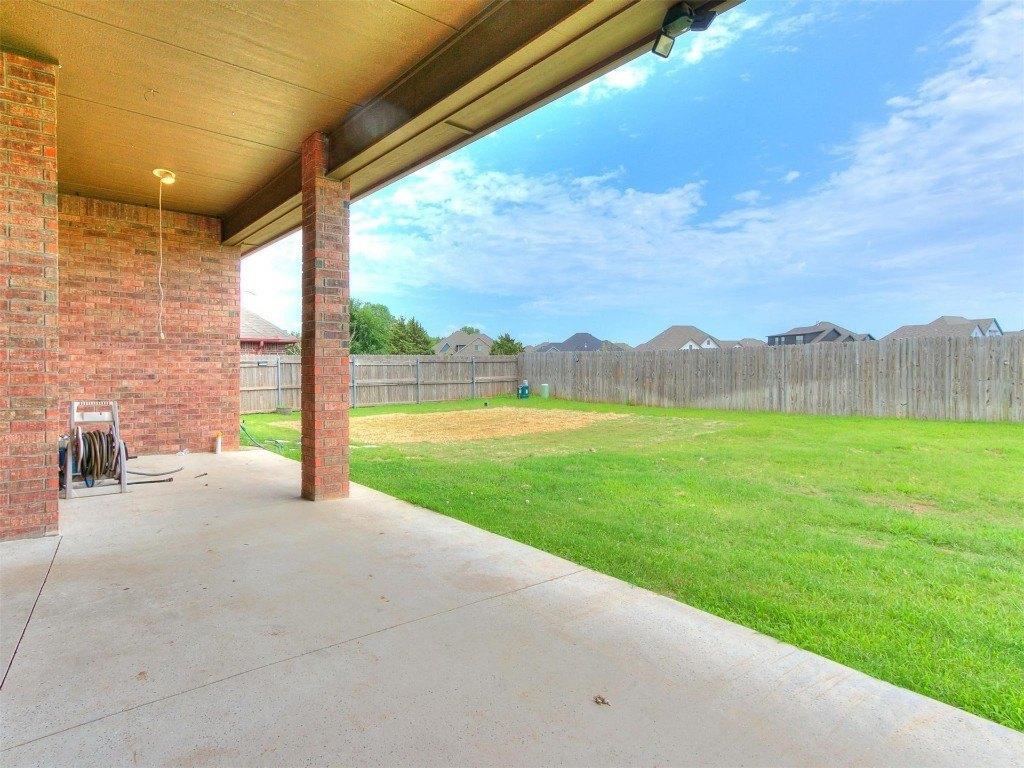 Sw 36th St, Mustang, OK 73064