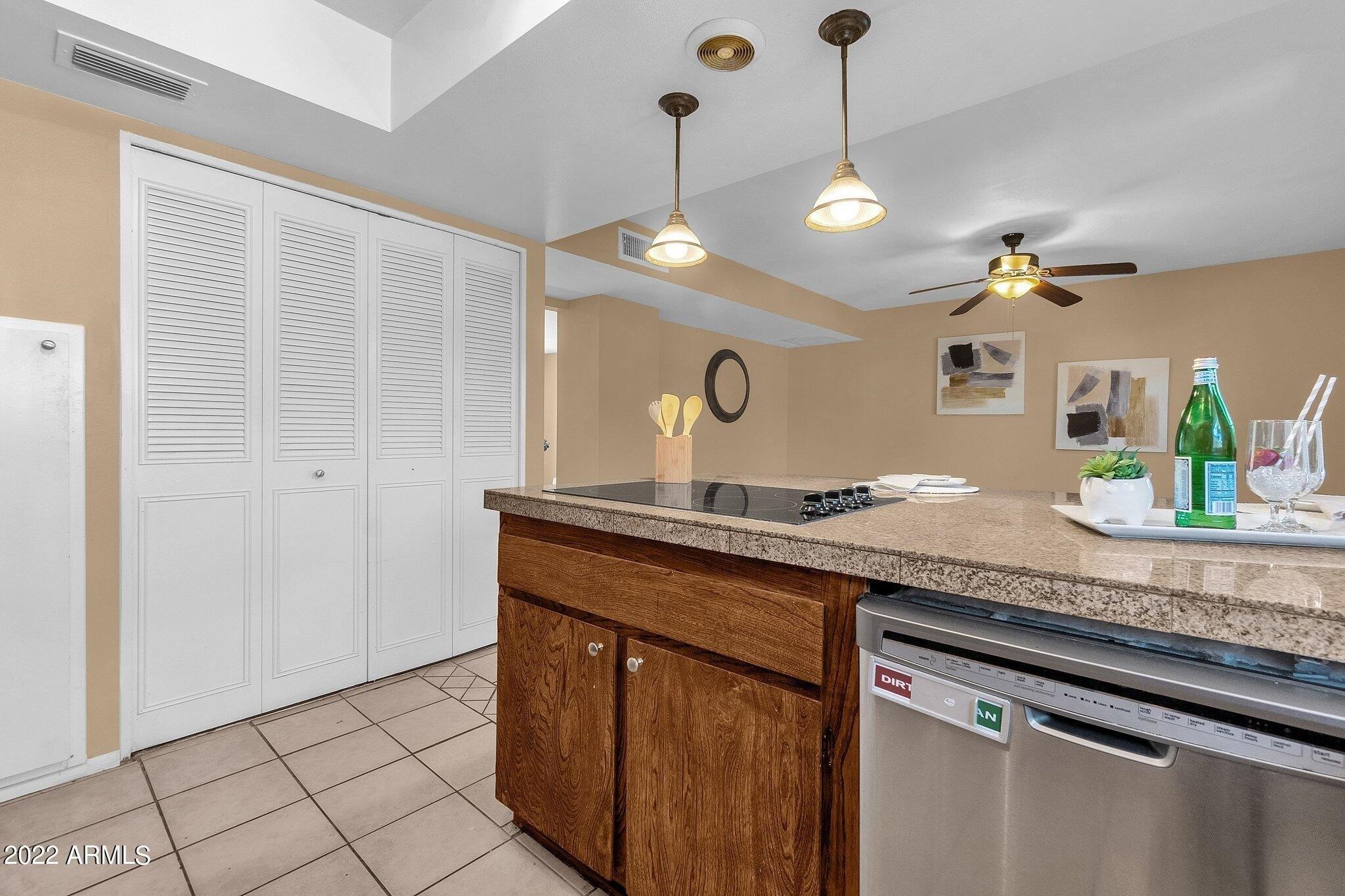 W Hazelwood St, Phoenix, AZ 85015