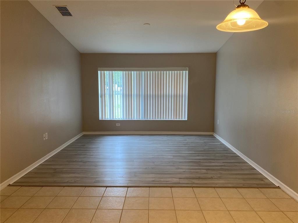 Grassy Hill Ln, Dade City, FL 33525