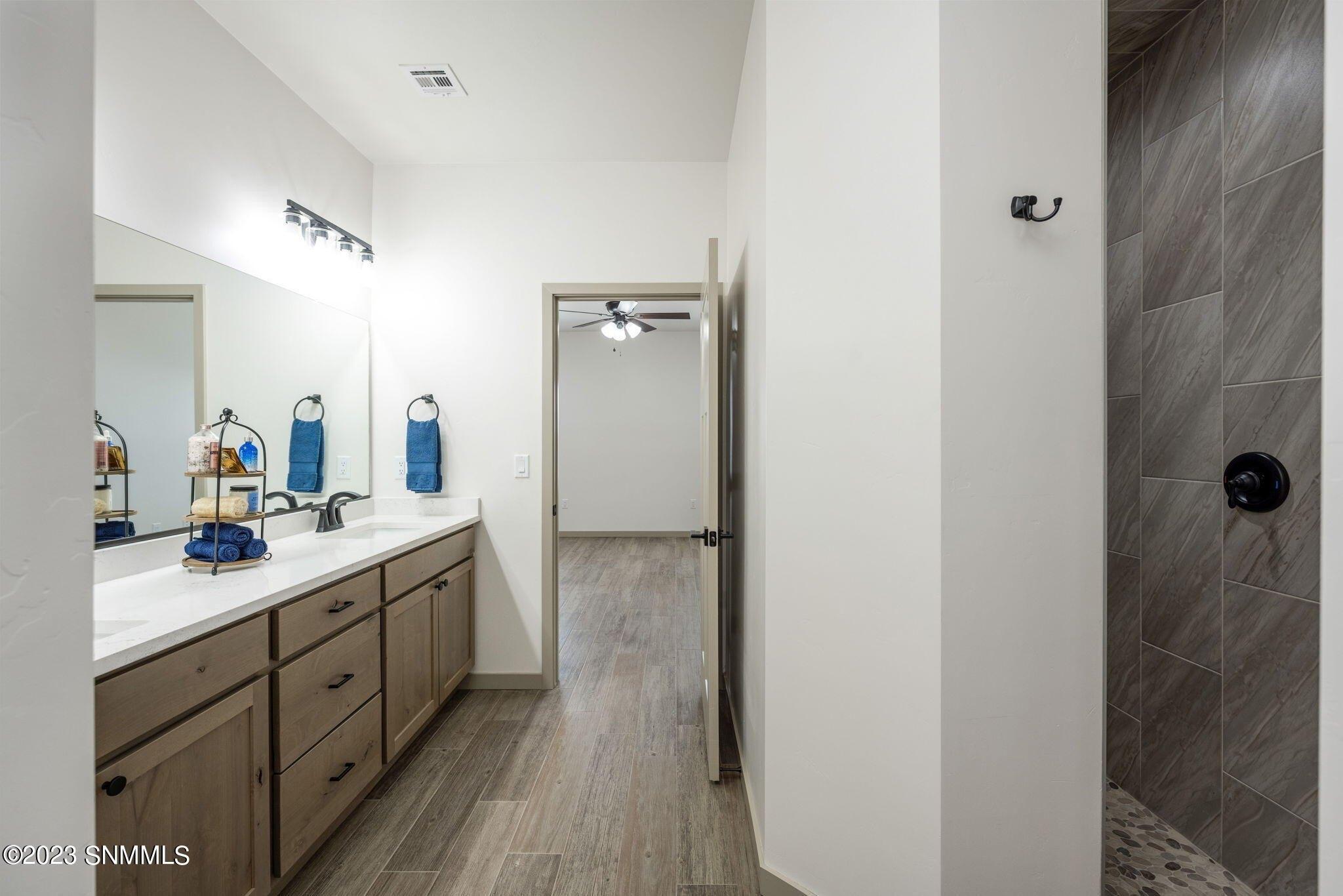 Pacifico Ct, Las Cruces, NM 88011