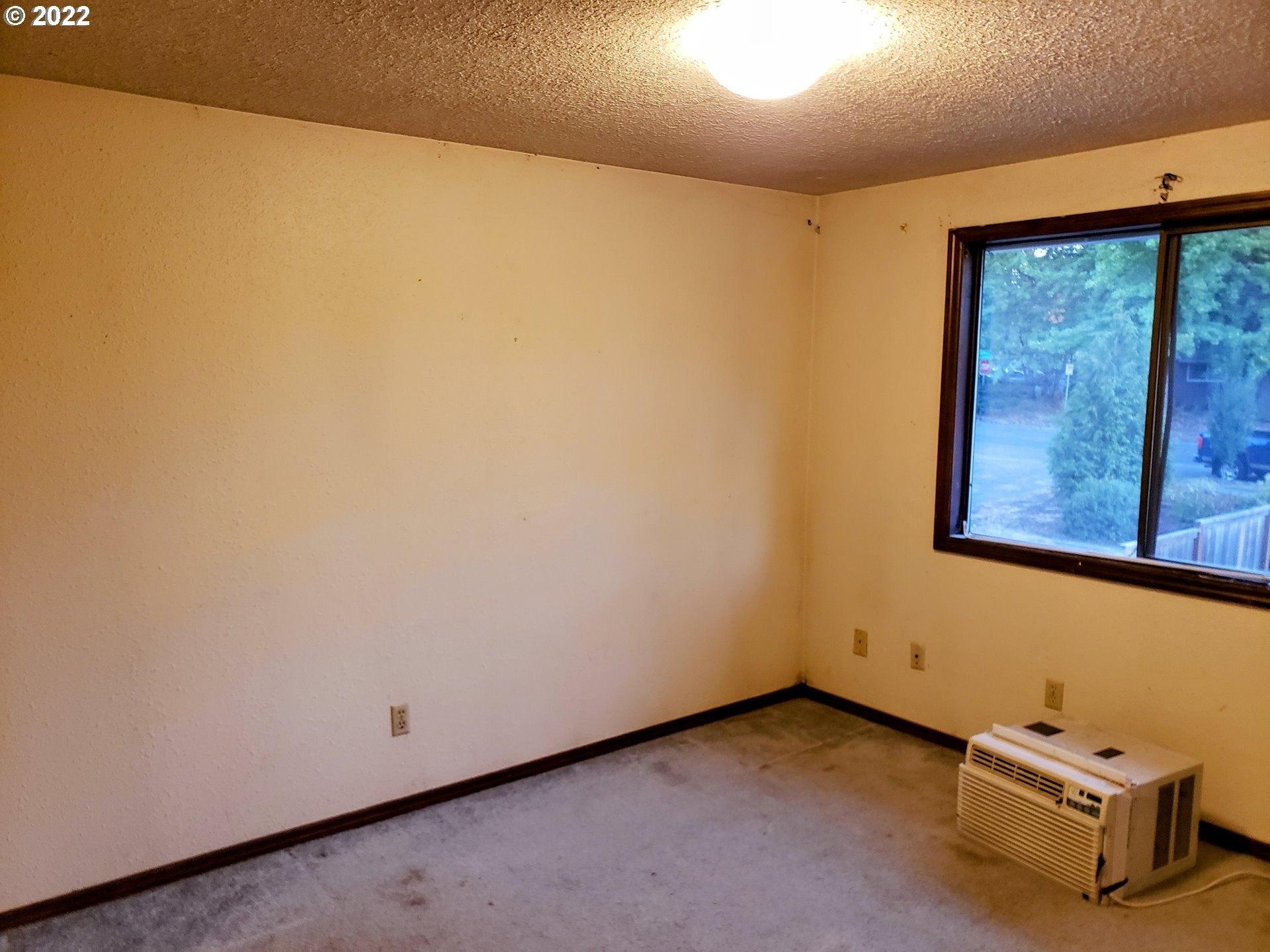 Sw Cherryhill Dr, Beaverton, OR 97008