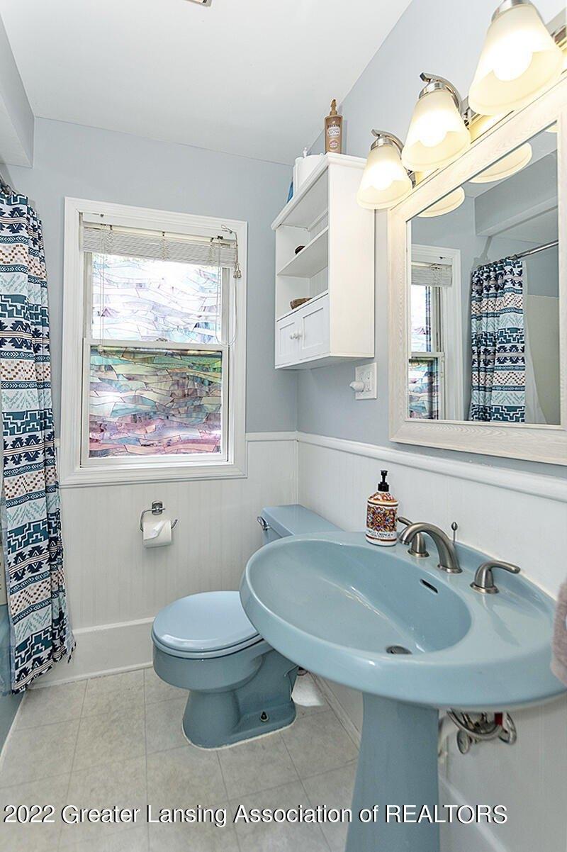 Haslett Rd, East Lansing, MI 48823