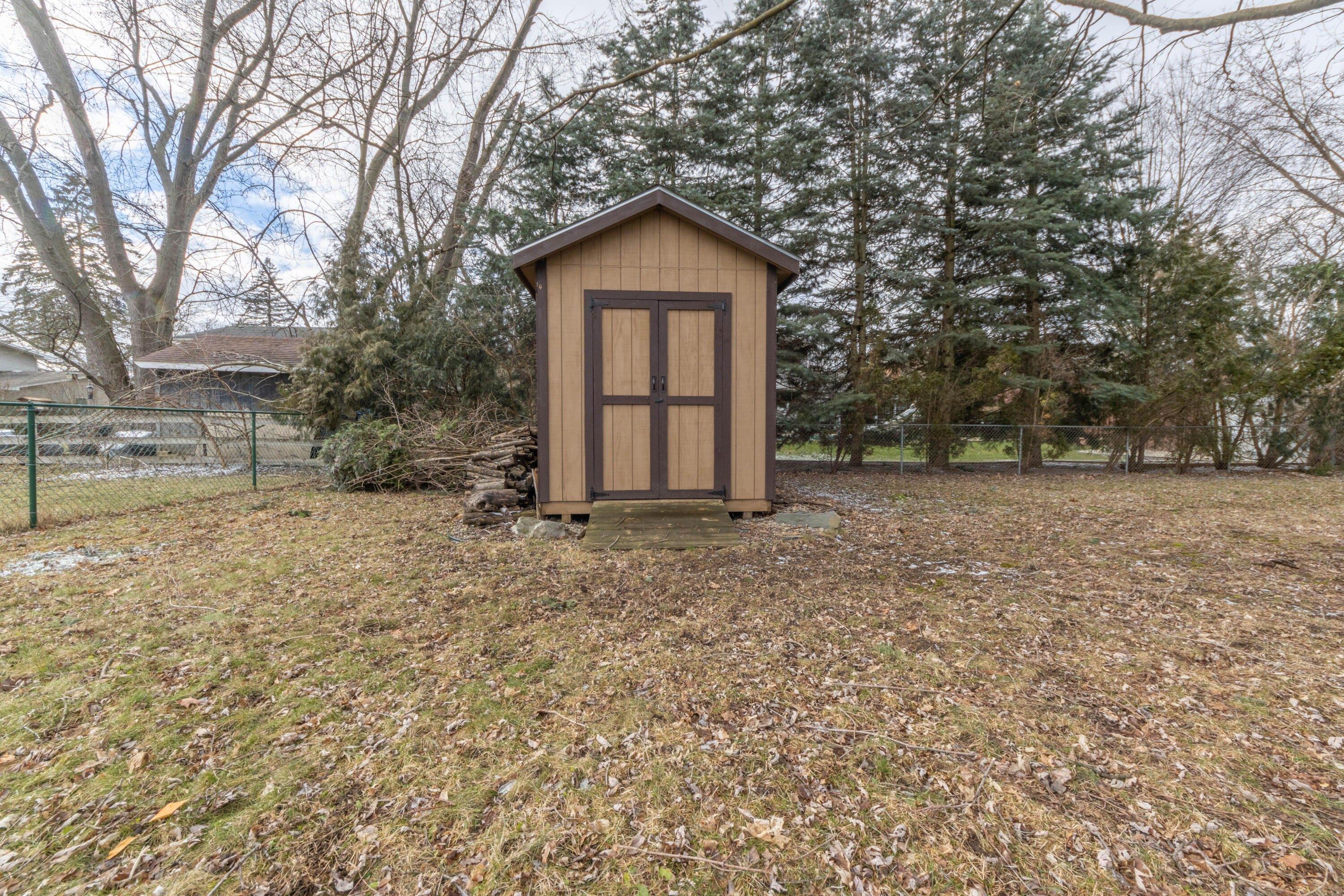 Westchester St, Portage, MI 49024
