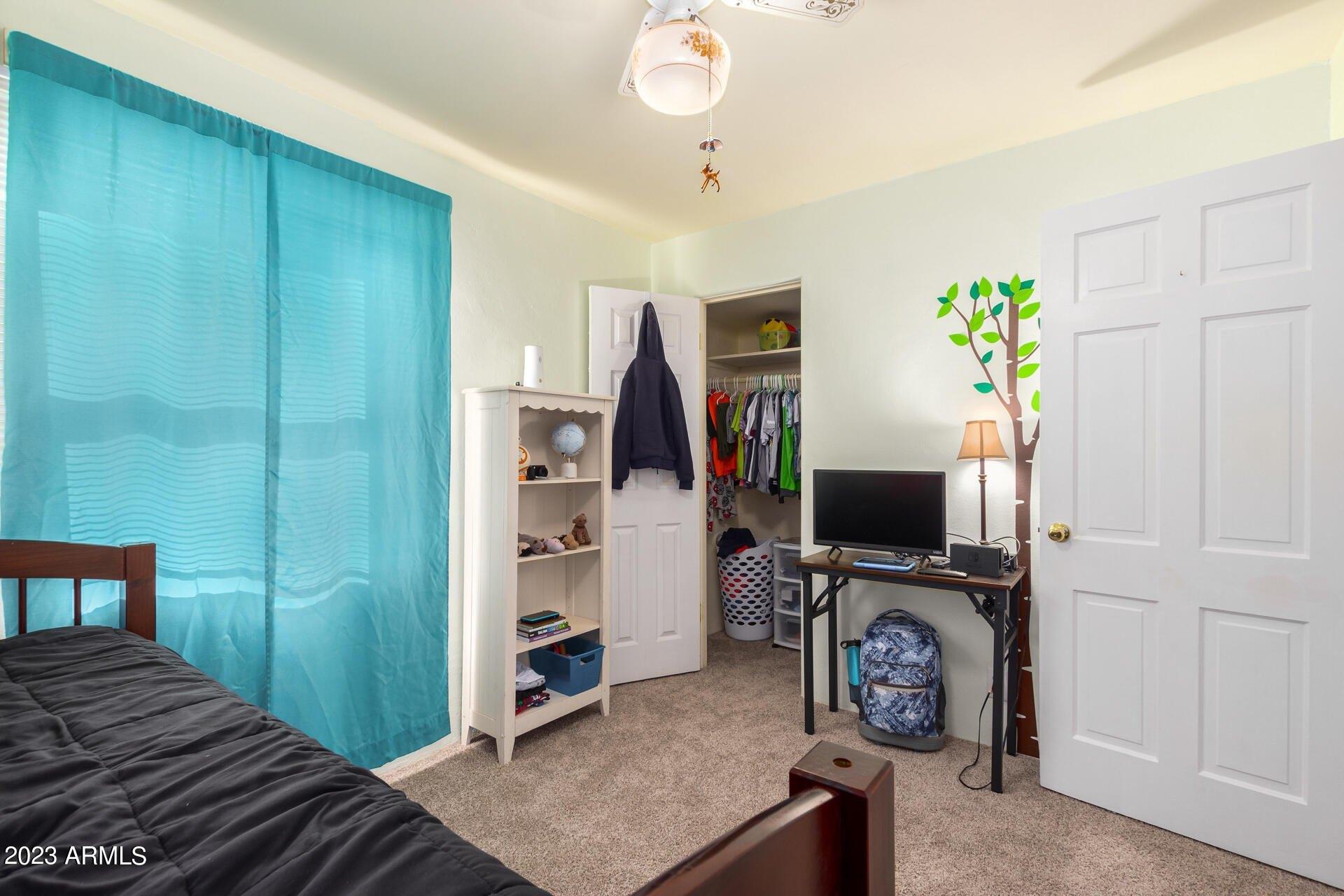 E Atlanta Ave, Phoenix, AZ 85040