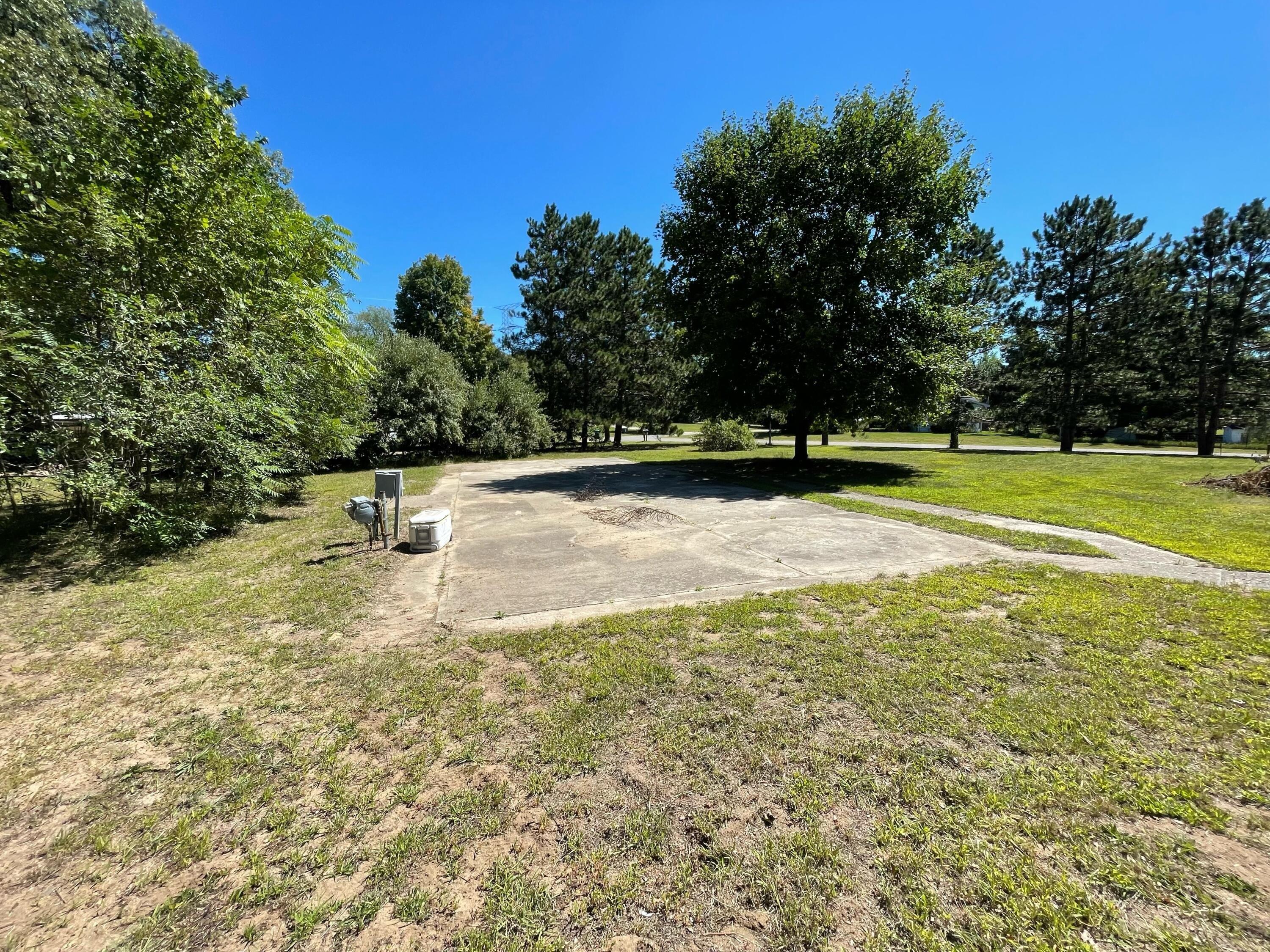 Sandyridge Cir, Mattawan, MI 49071