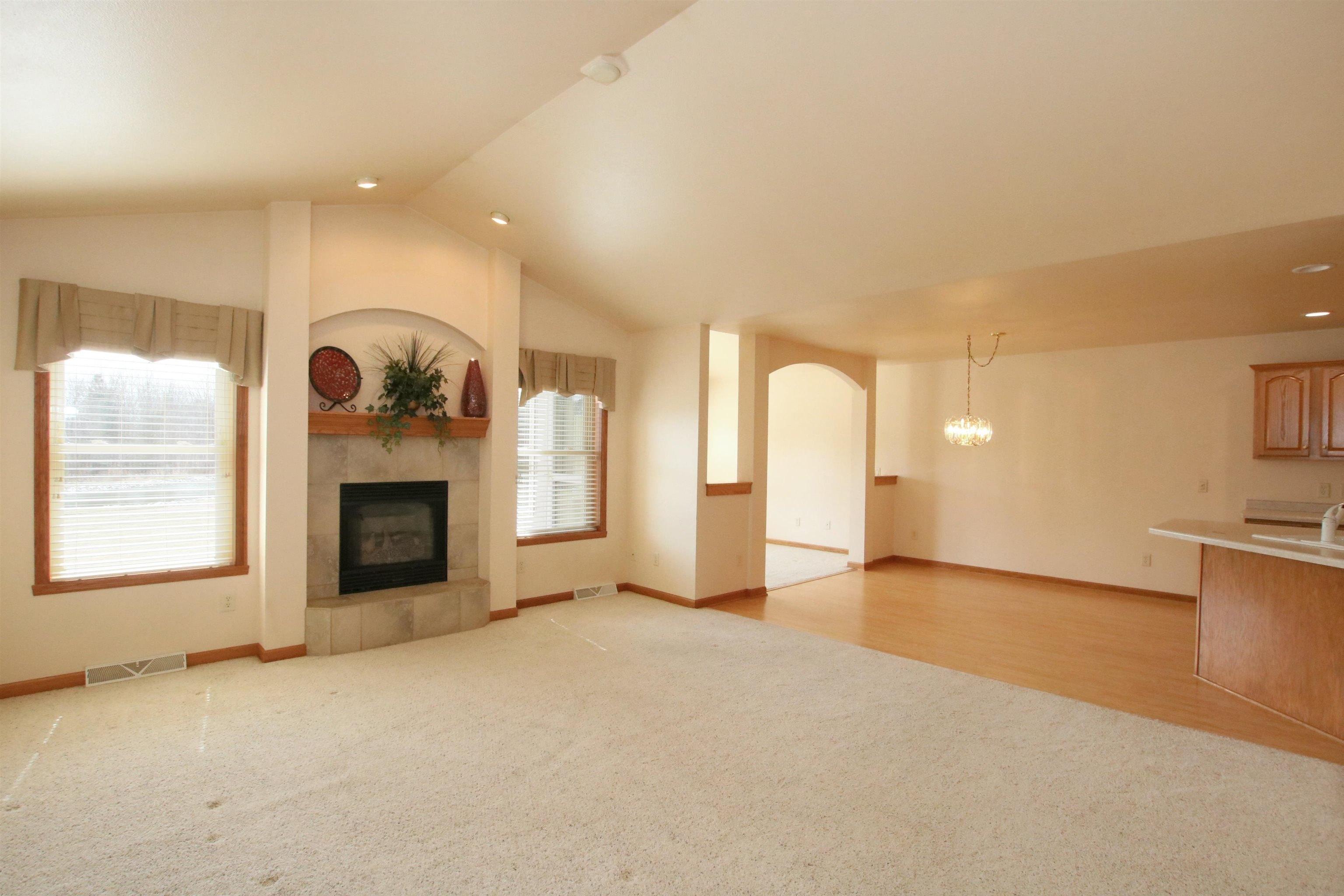 Westwind Dr, Fond Du Lac, WI 54937