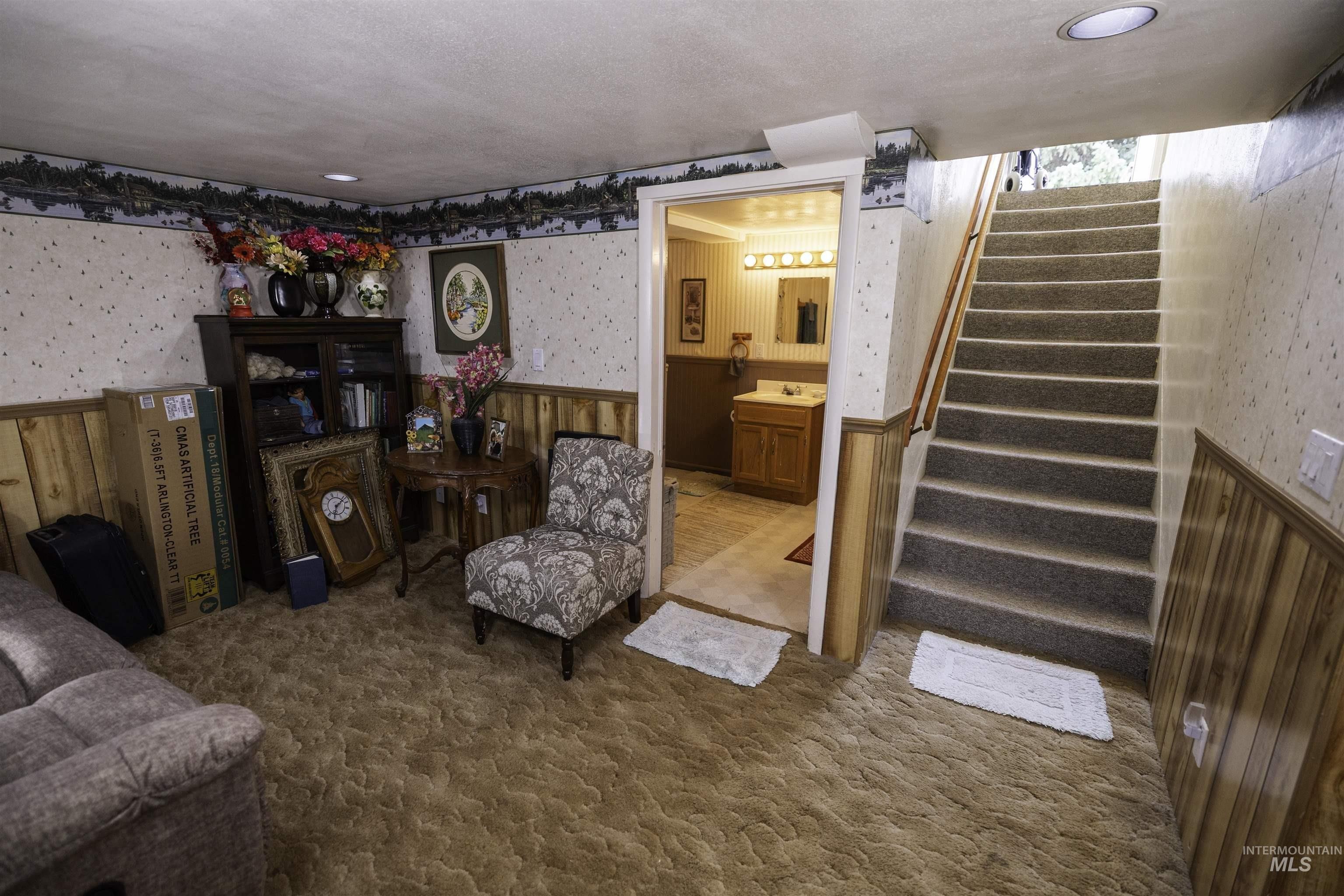 3rd Ave E, Gooding, ID 83330