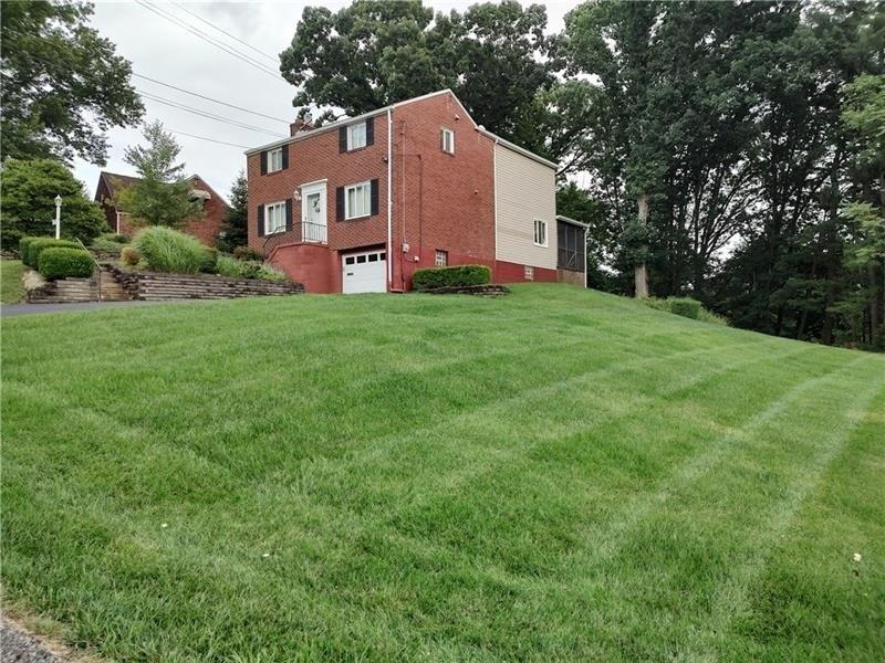 Summit St, Bethel Park, PA 15102