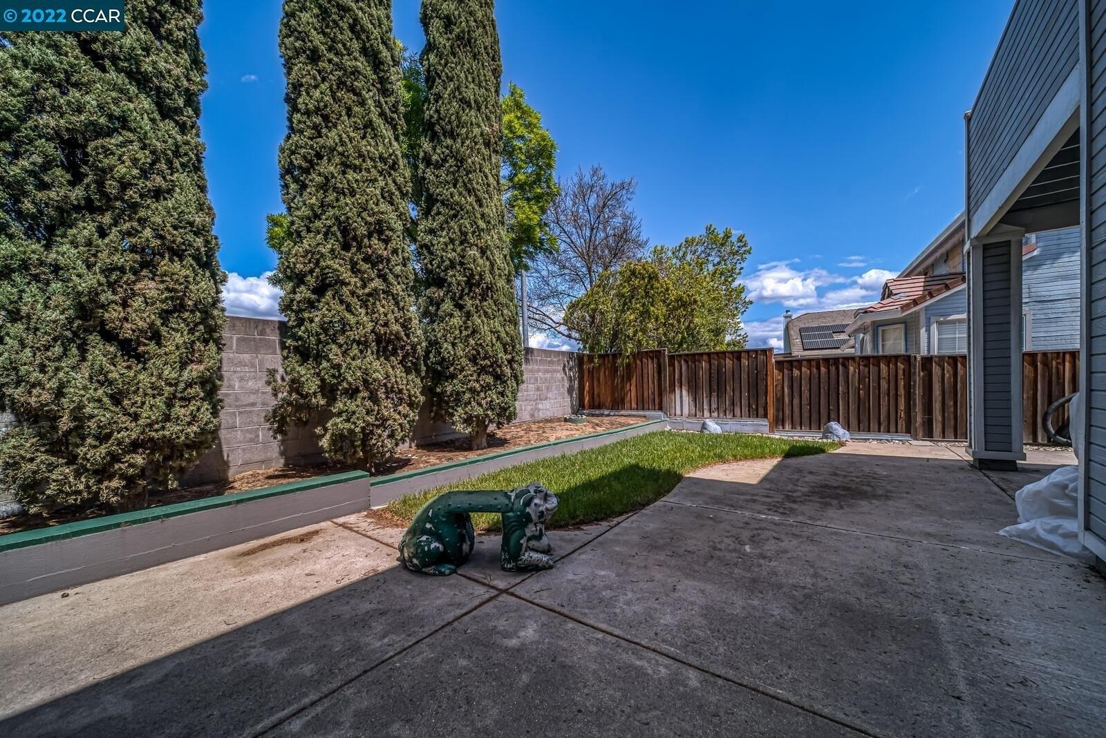Meadow Brook Ct, Oakley, CA 94561