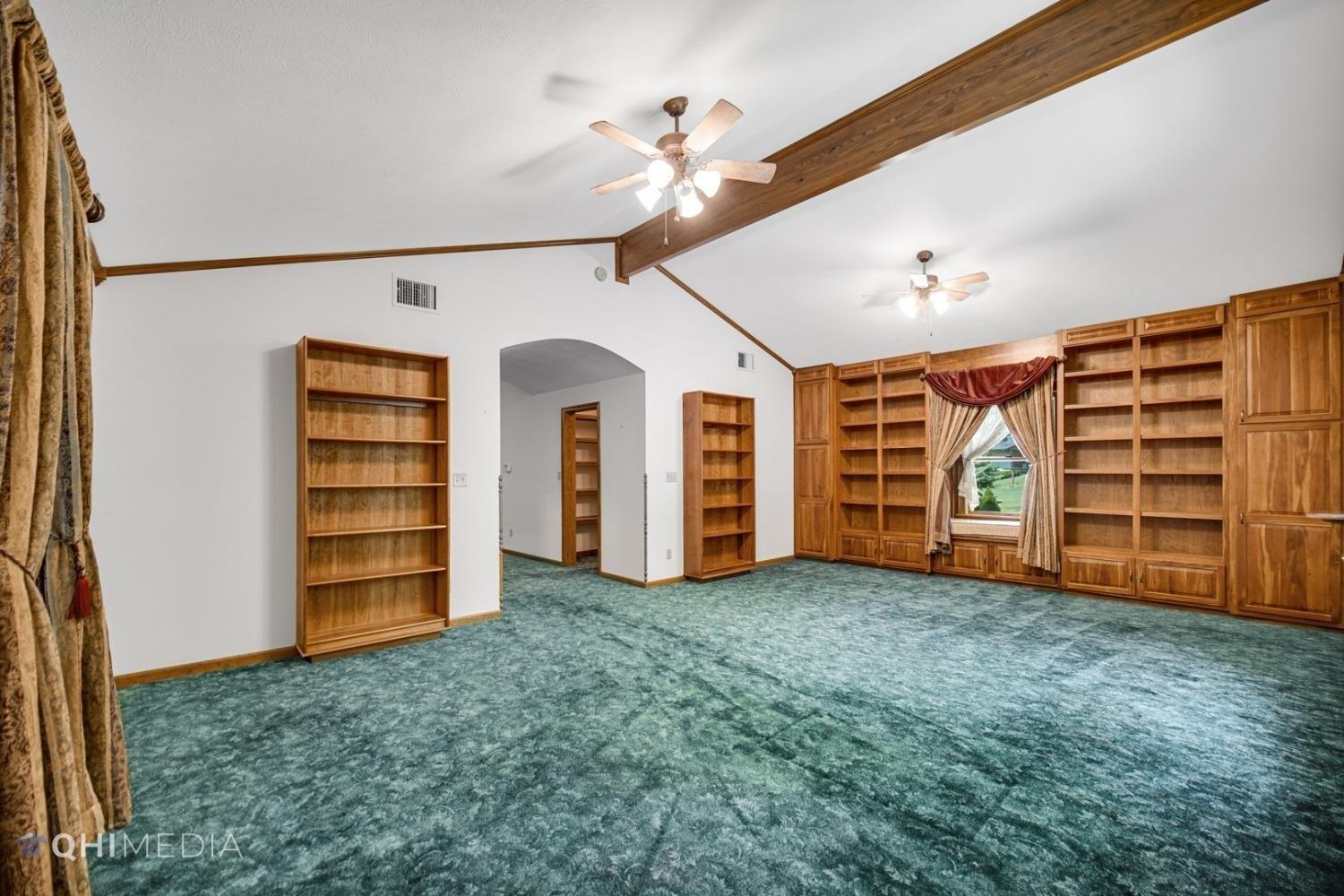 N Chippewa Dr, La Porte, IN 46350
