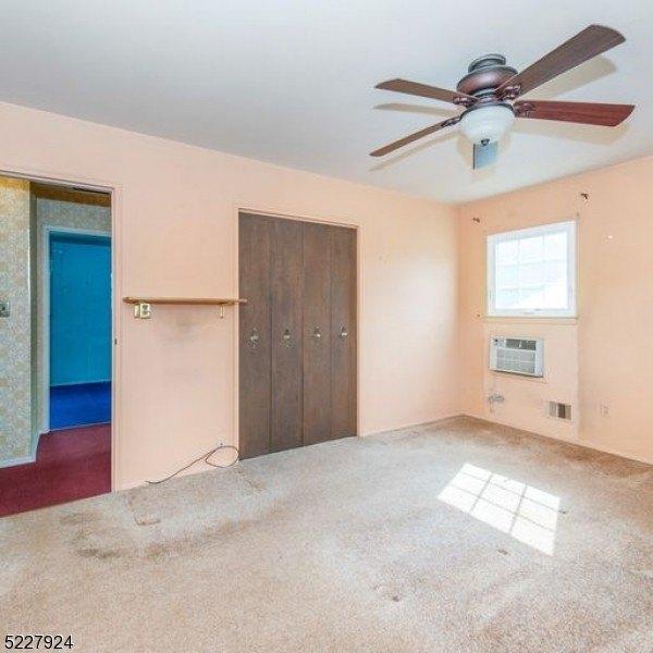Demond Pl, Somerville, NJ 08876