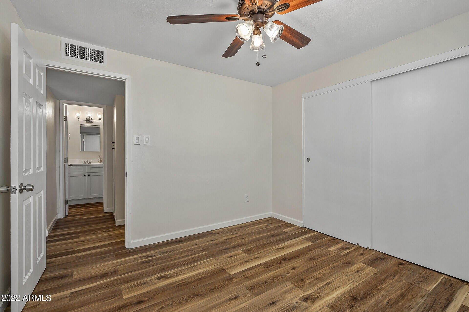 W Cheery Lynn Rd, Phoenix, AZ 85033