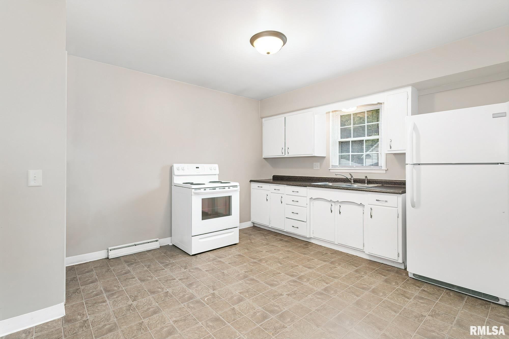 26th St, Moline, IL 61265