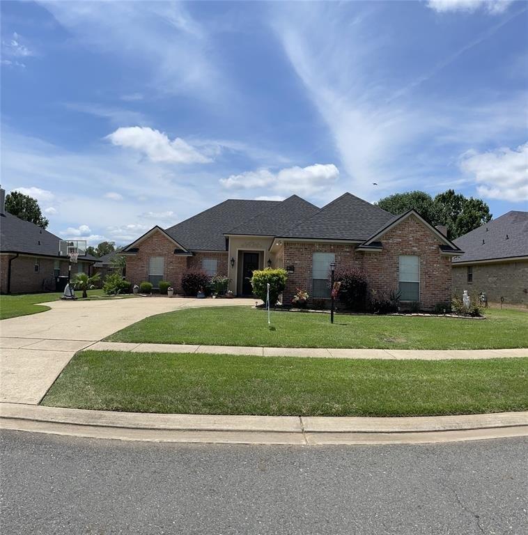 Kateland Cir, Bossier City, LA 71111