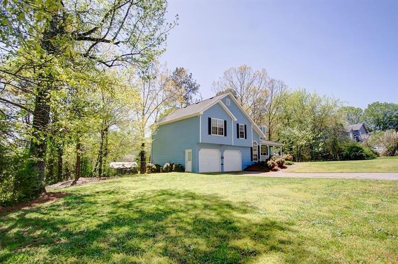 Amberwood Ln, Euharlee, GA 30145