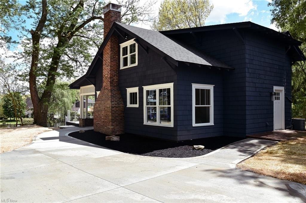 Isle View Dr, Coventry Township, OH 44319