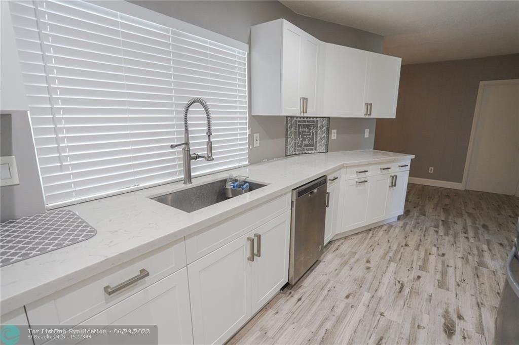 Sw 13th Ave, Boynton Beach, FL 33435