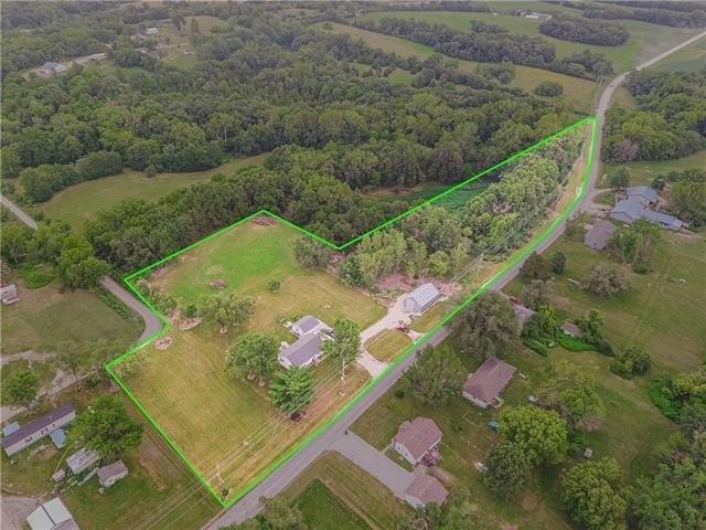 S 2nd St, Spickard, MO 64679