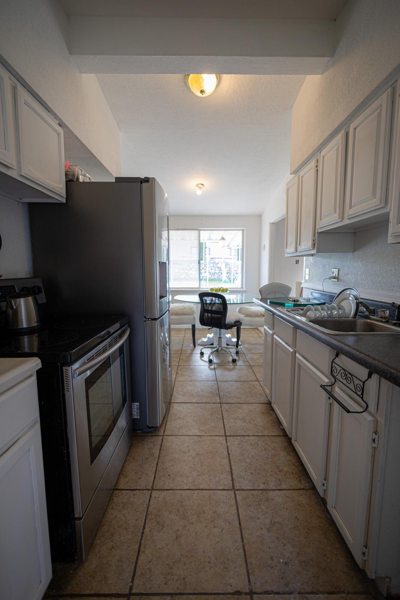 Bombay Ct, Horizon City, TX 79928