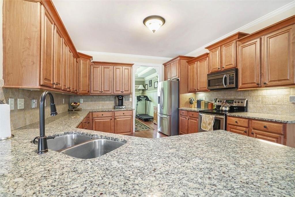 Belgian Ct, Hampton, GA 30228