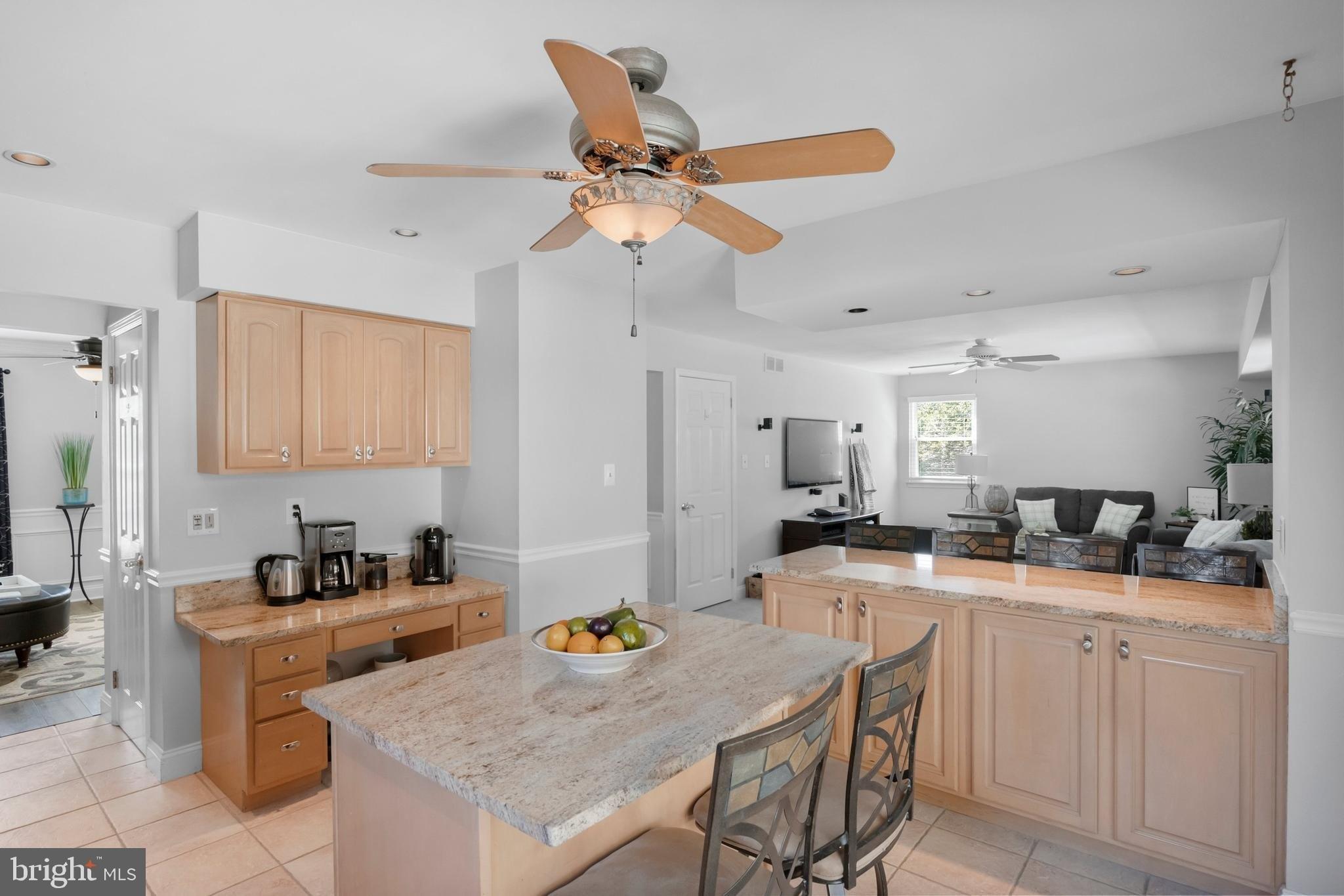 Stratford Ln, Mount Laurel, NJ 08054