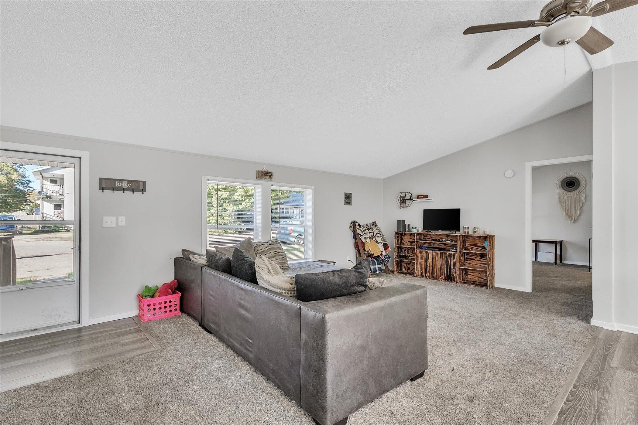 Arbor St E, Marcellus, MI 49067