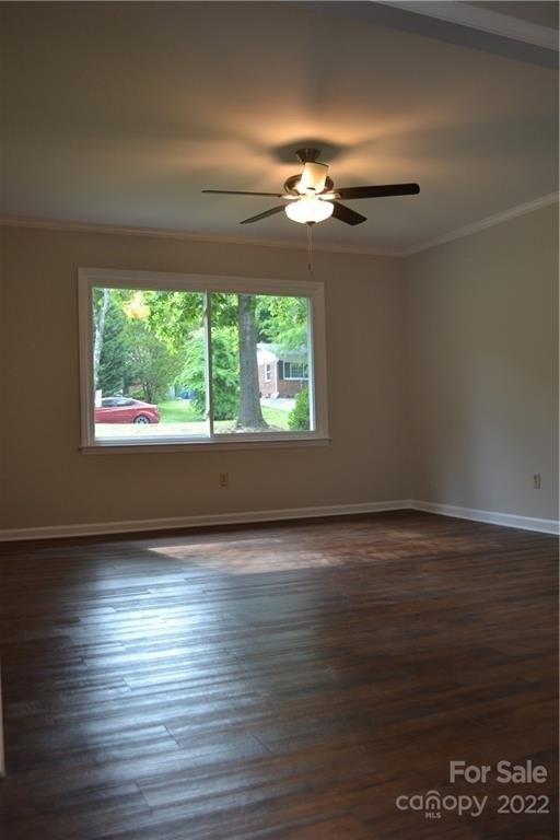 Starwood Dr, Charlotte, NC 28215