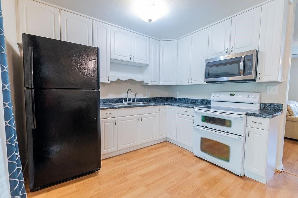 Tara Dr, Tallahassee, FL 32303