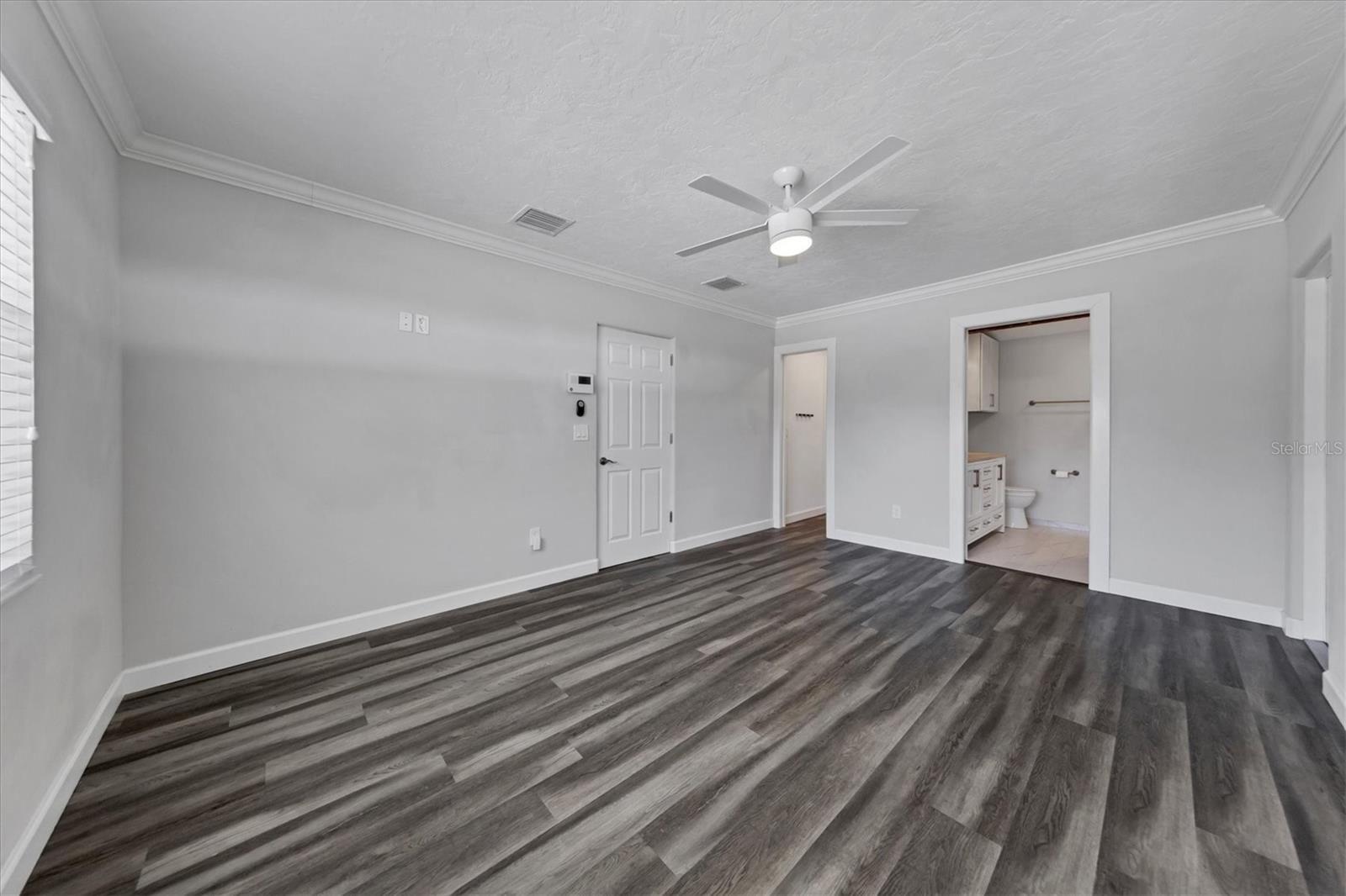 Marilyn Ave, Bradenton, FL 34207