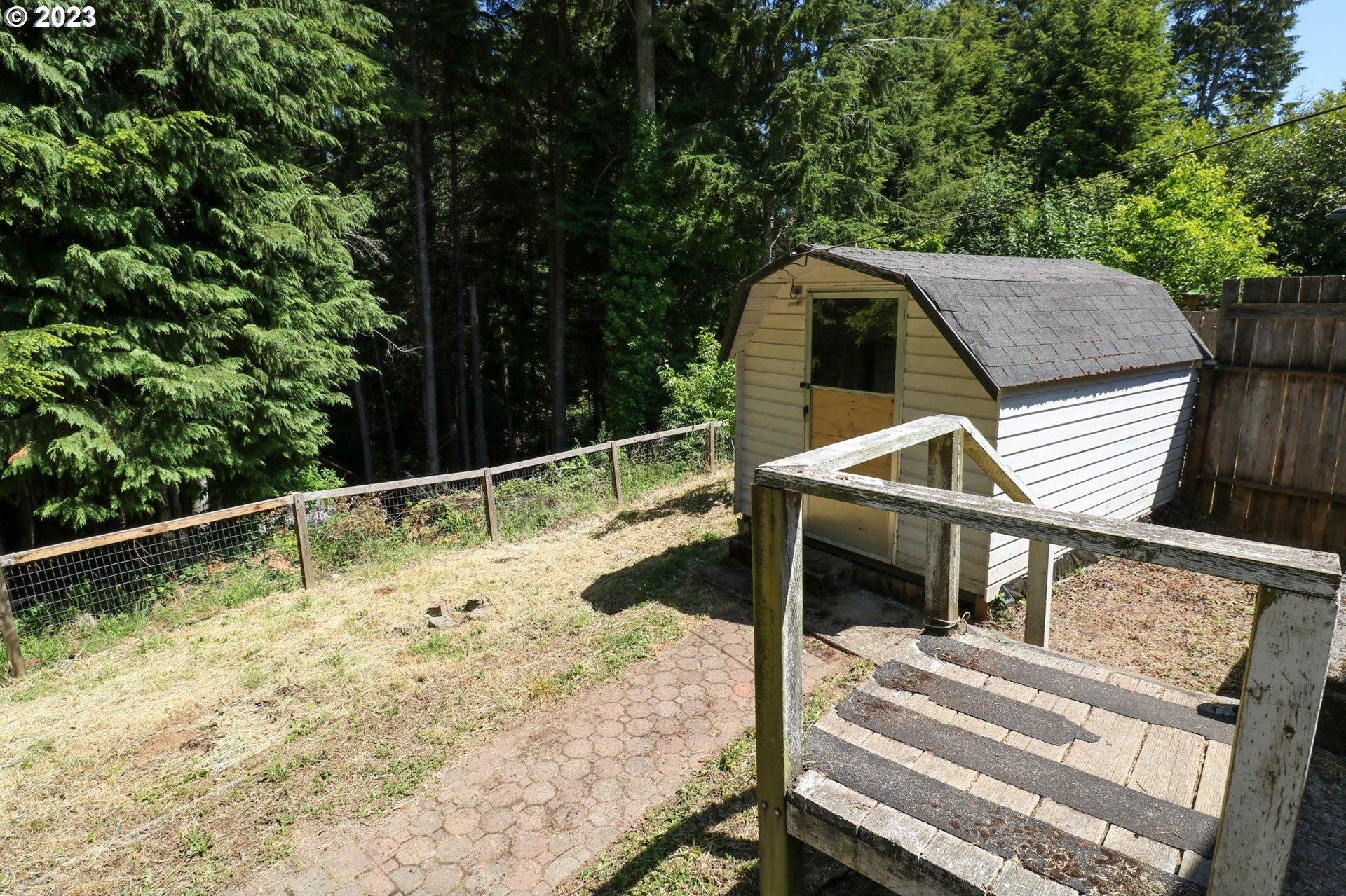 Shore Edge Dr, Coos Bay, OR 97420