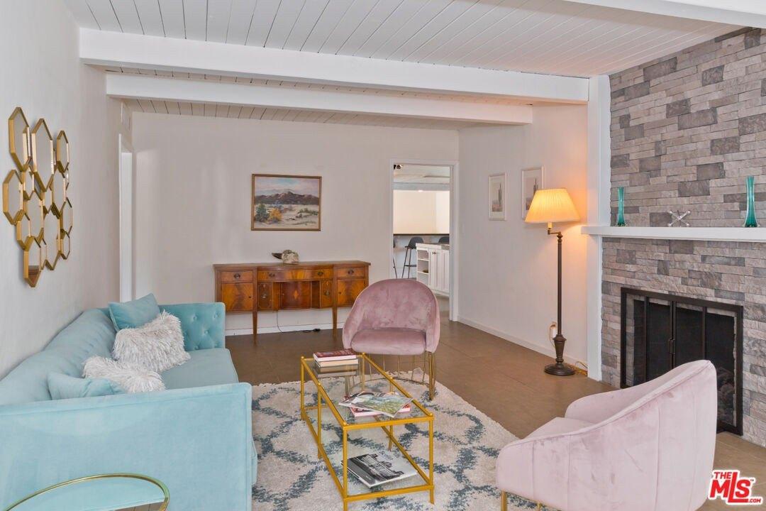 N Riverside Dr, Palm Springs, CA 92264