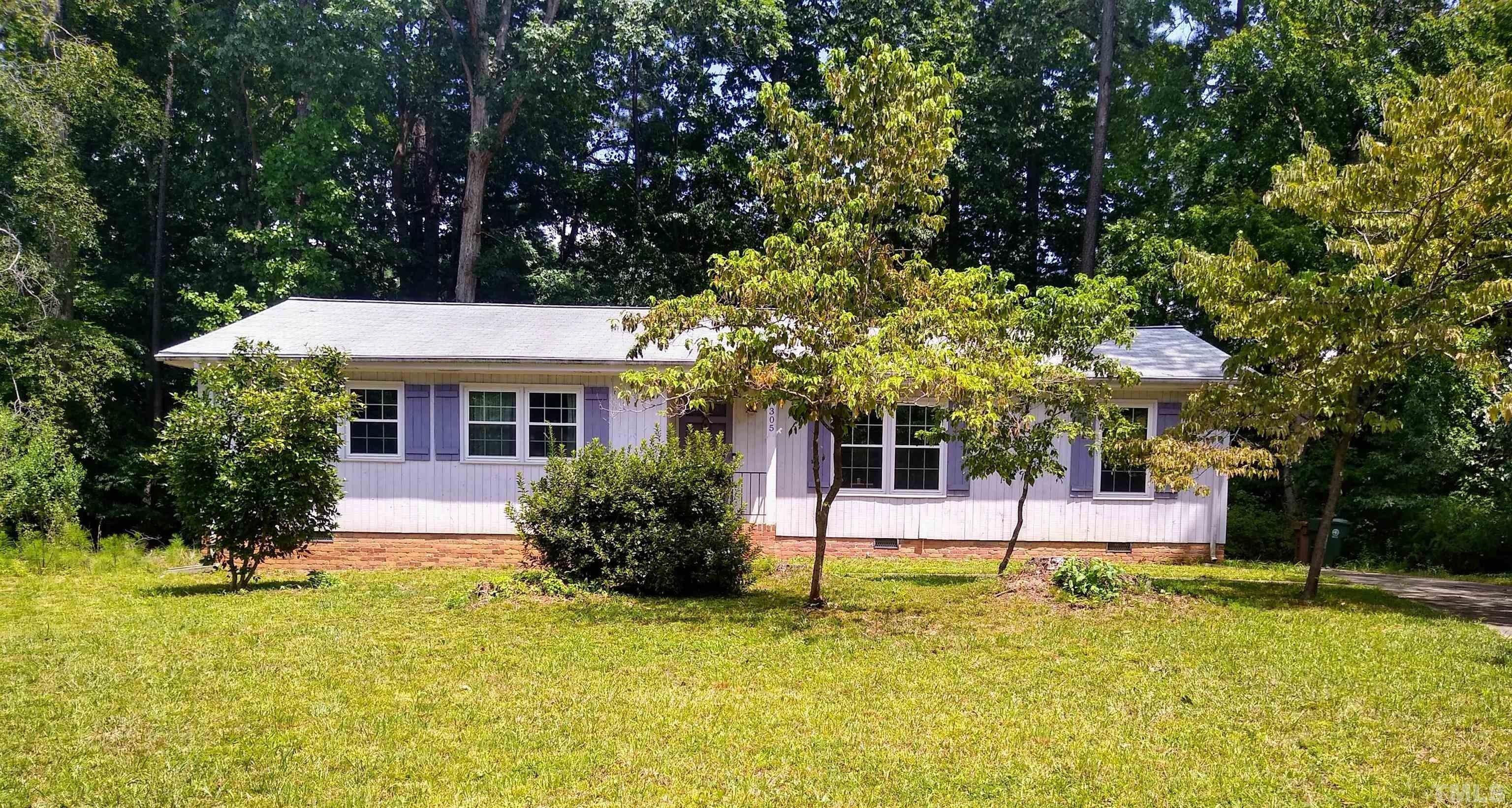 N Montreal Ct, Cary, NC 27511