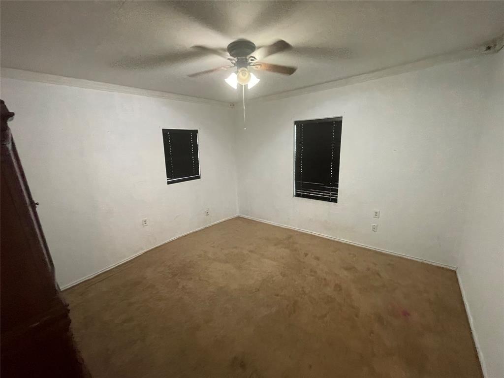 Elmo St, Cleburne, TX 76031