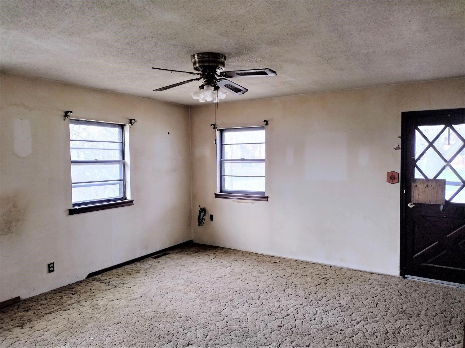 Walnut St, Atlanta, KS 67008