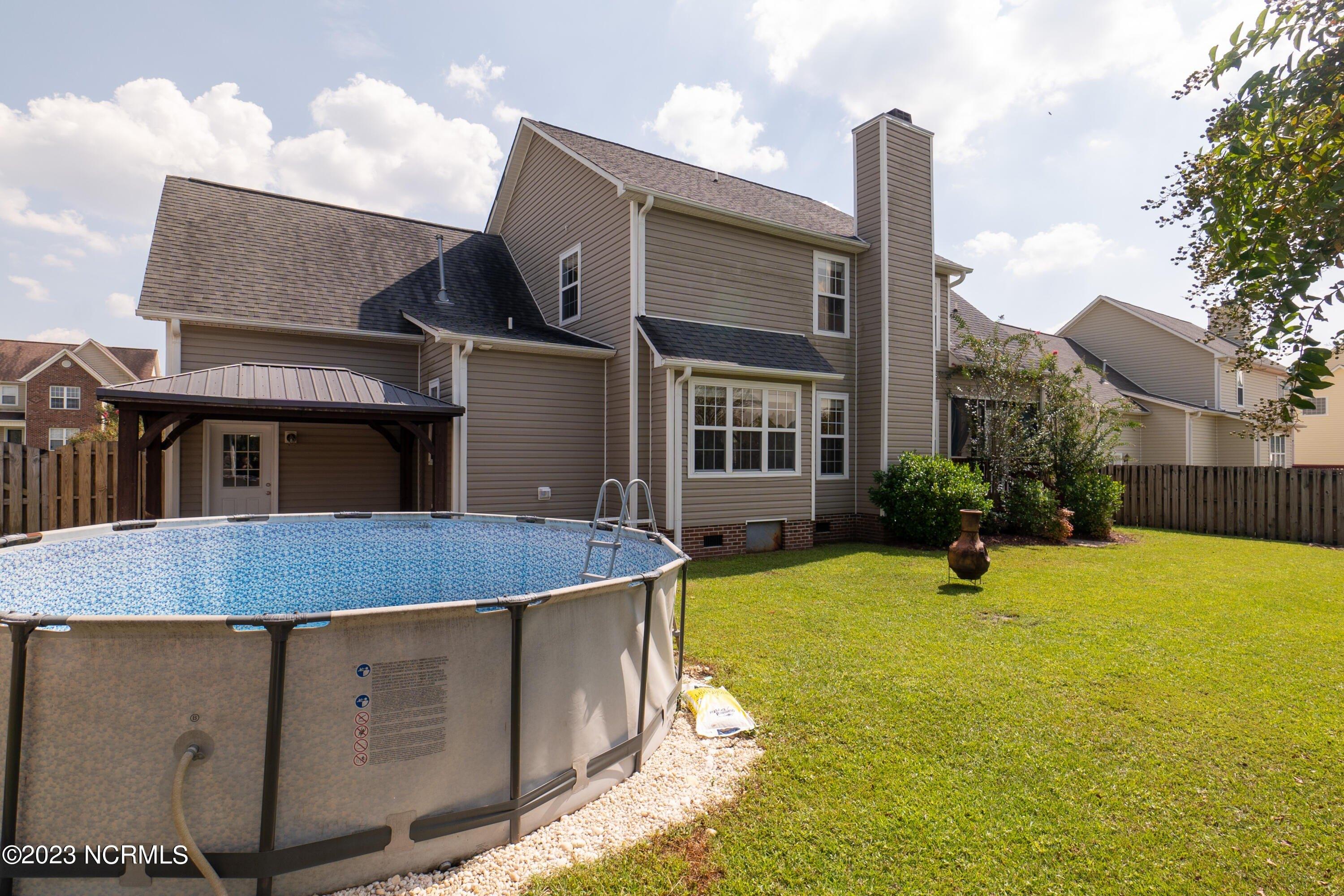 Runnymeade Dr, Jacksonville, NC 28540