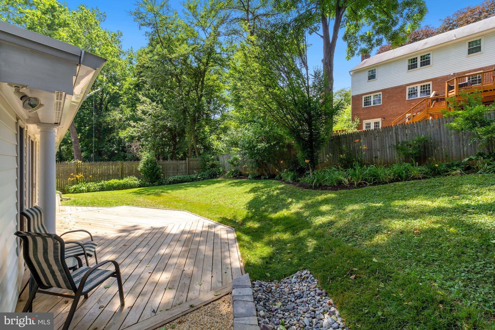 Wadsworth Dr, Bethesda, MD 20817
