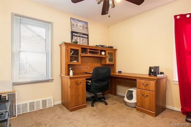 Woodworth, Redford, MI 48240