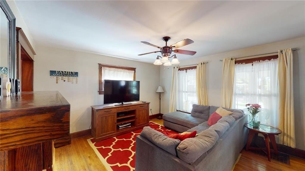Raspberry St, Erie, PA 16508