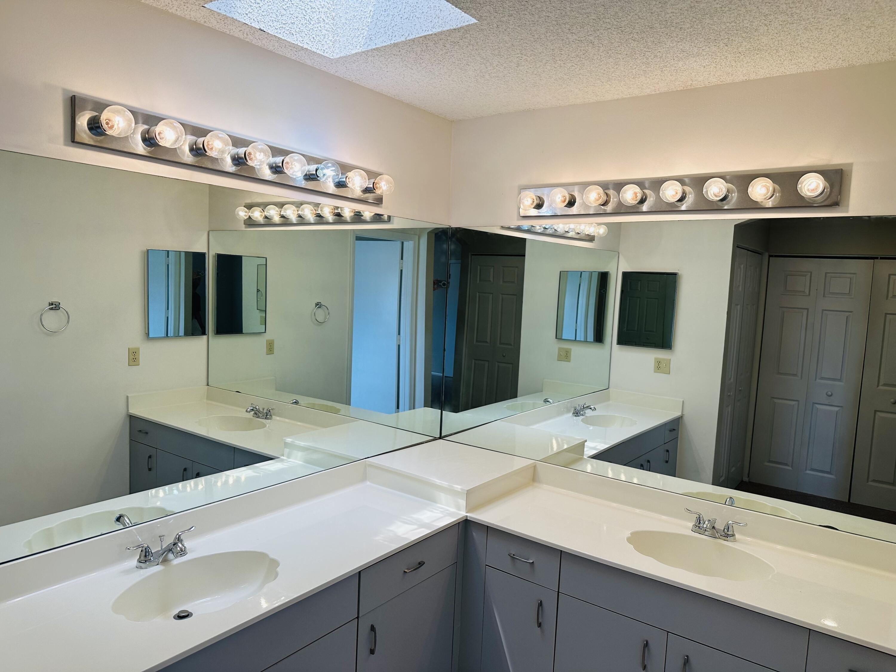 Nw 6th St, Deerfield Beach, FL 33442