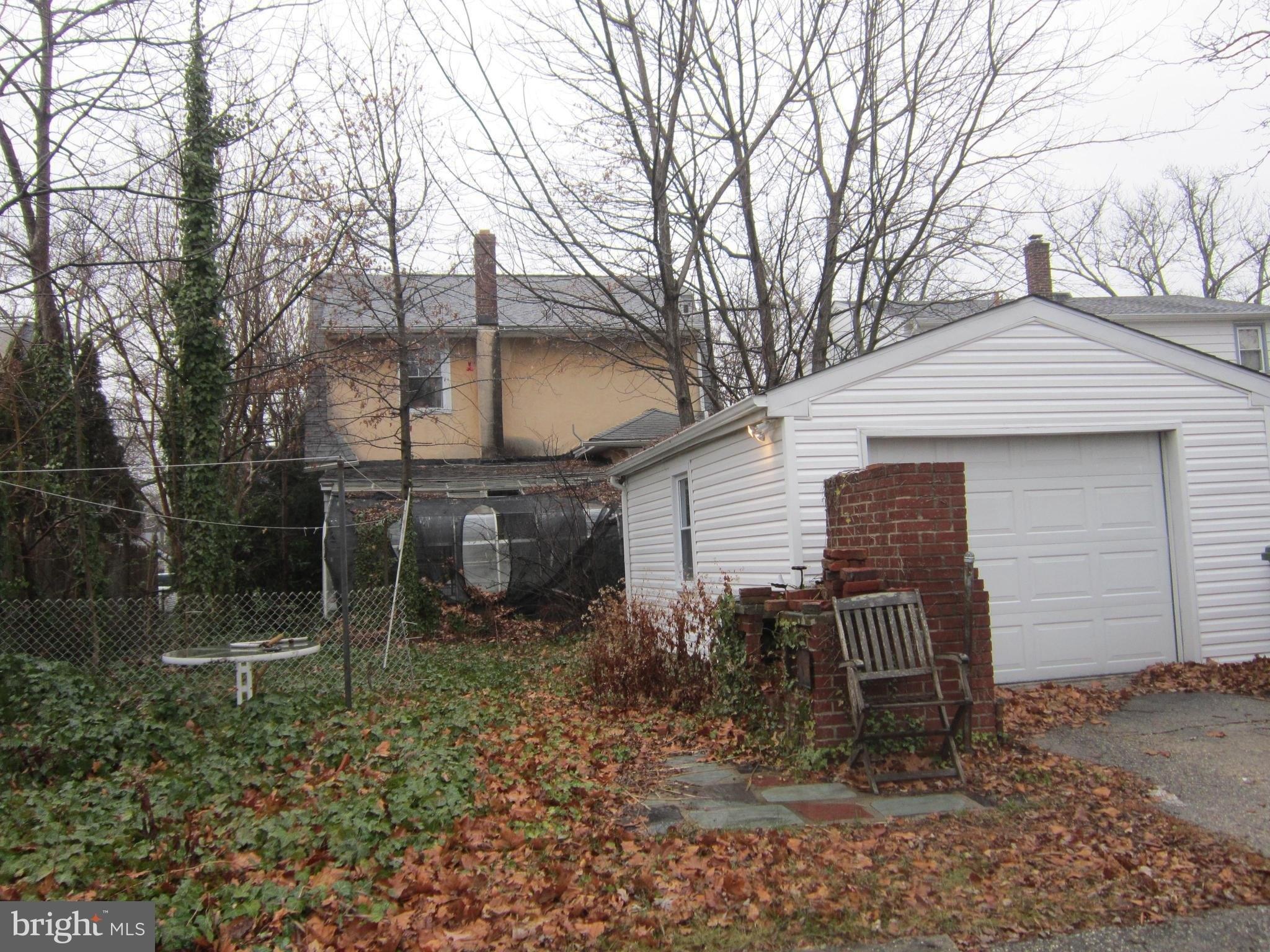 Leconey Cir, Palmyra, NJ 08065