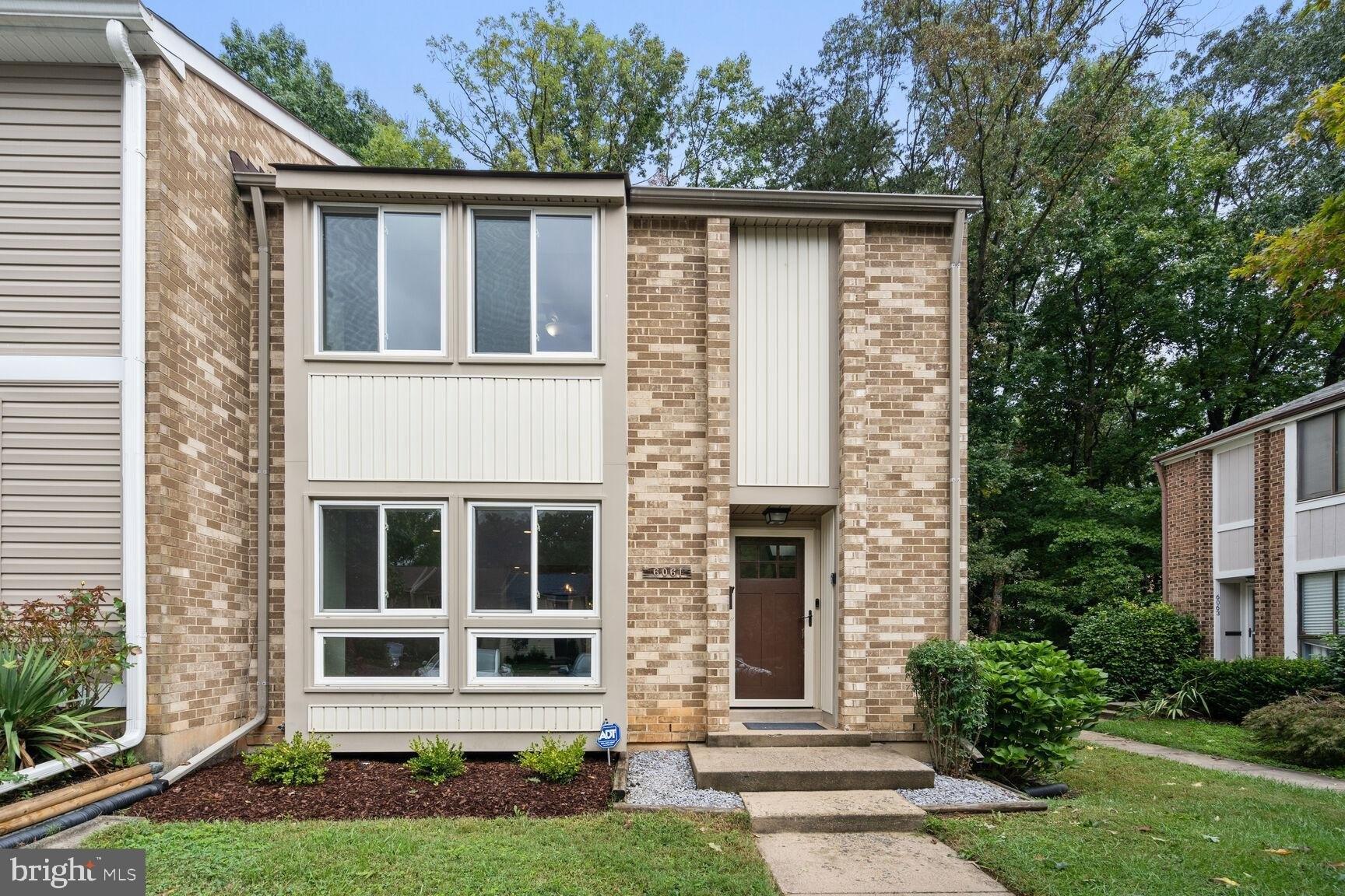 Hollow Knoll Ct, Springfield, VA 22152