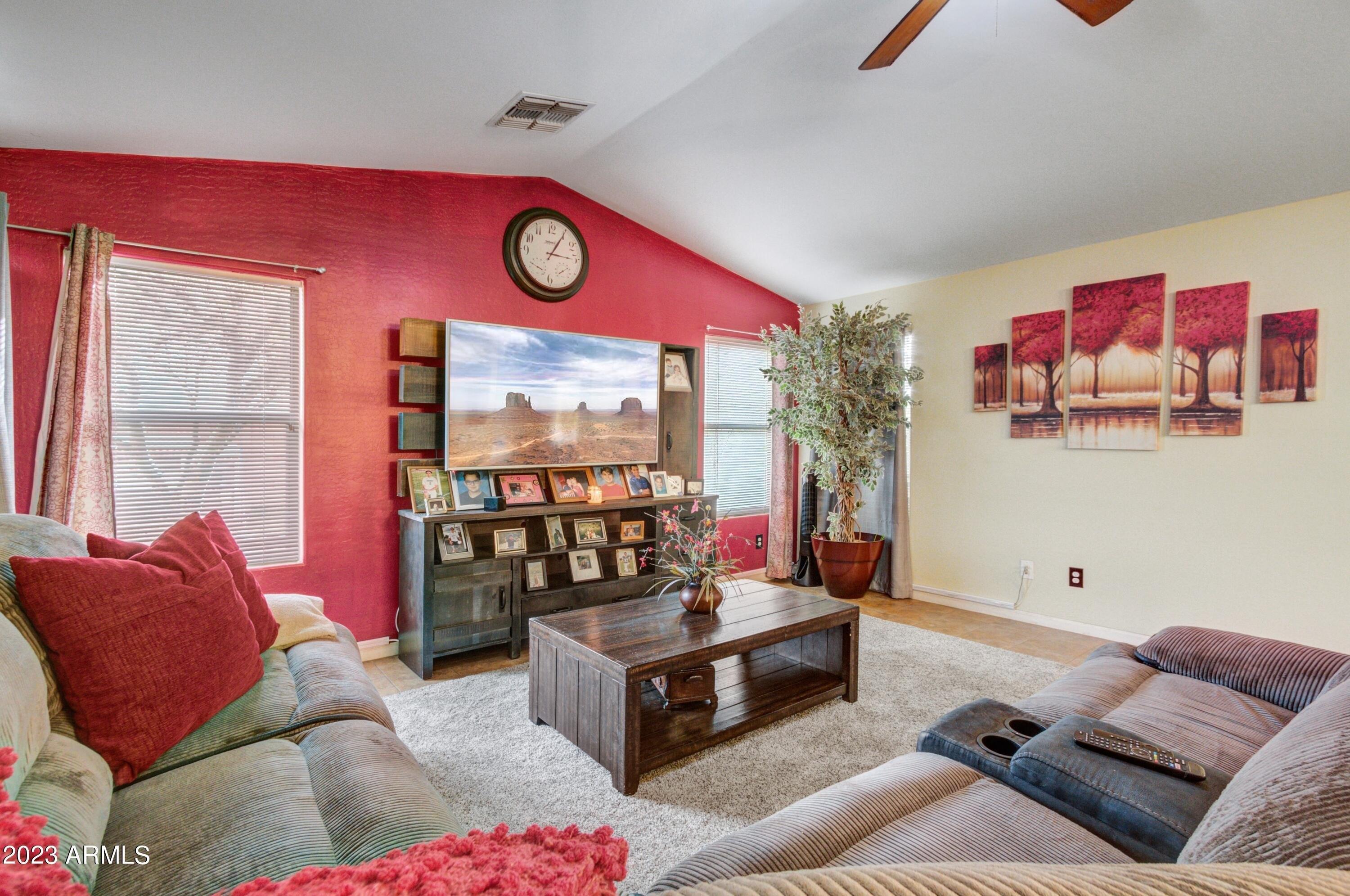 W Kings Ave, Phoenix, AZ 85053