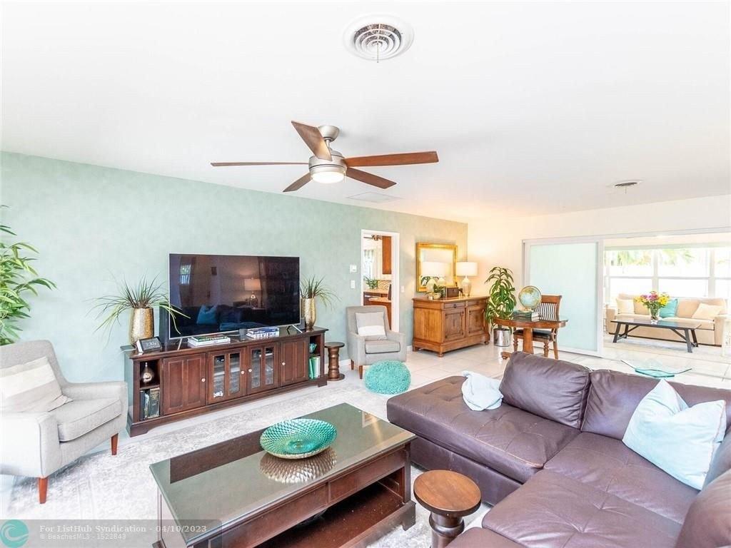 Ne 50th St, Lighthouse Point, FL 33064